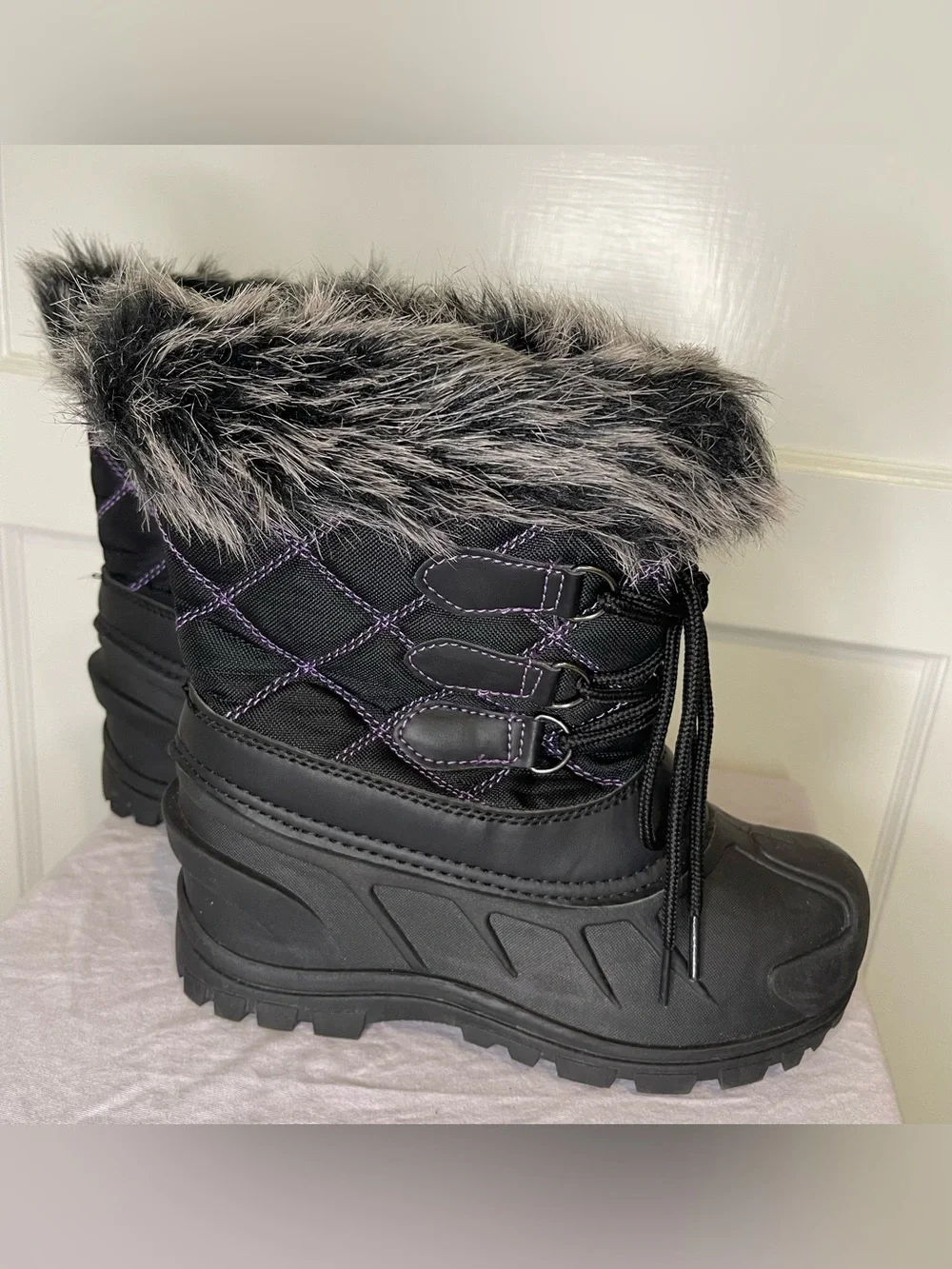 Itasca boots faux fur black purple kids size 3 winter rain snow lace up unisex